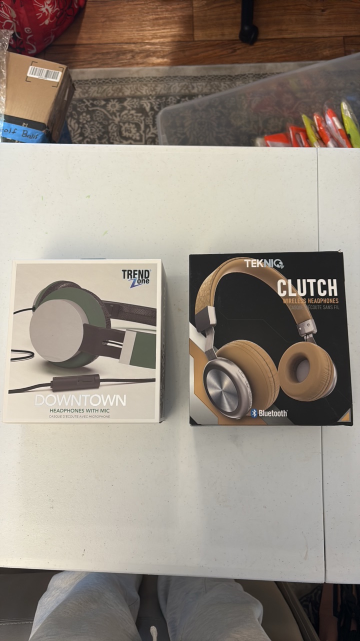 lot 66 image: BLUETOOTH head phones (2 pairs) TEKNIQ and Trend zone