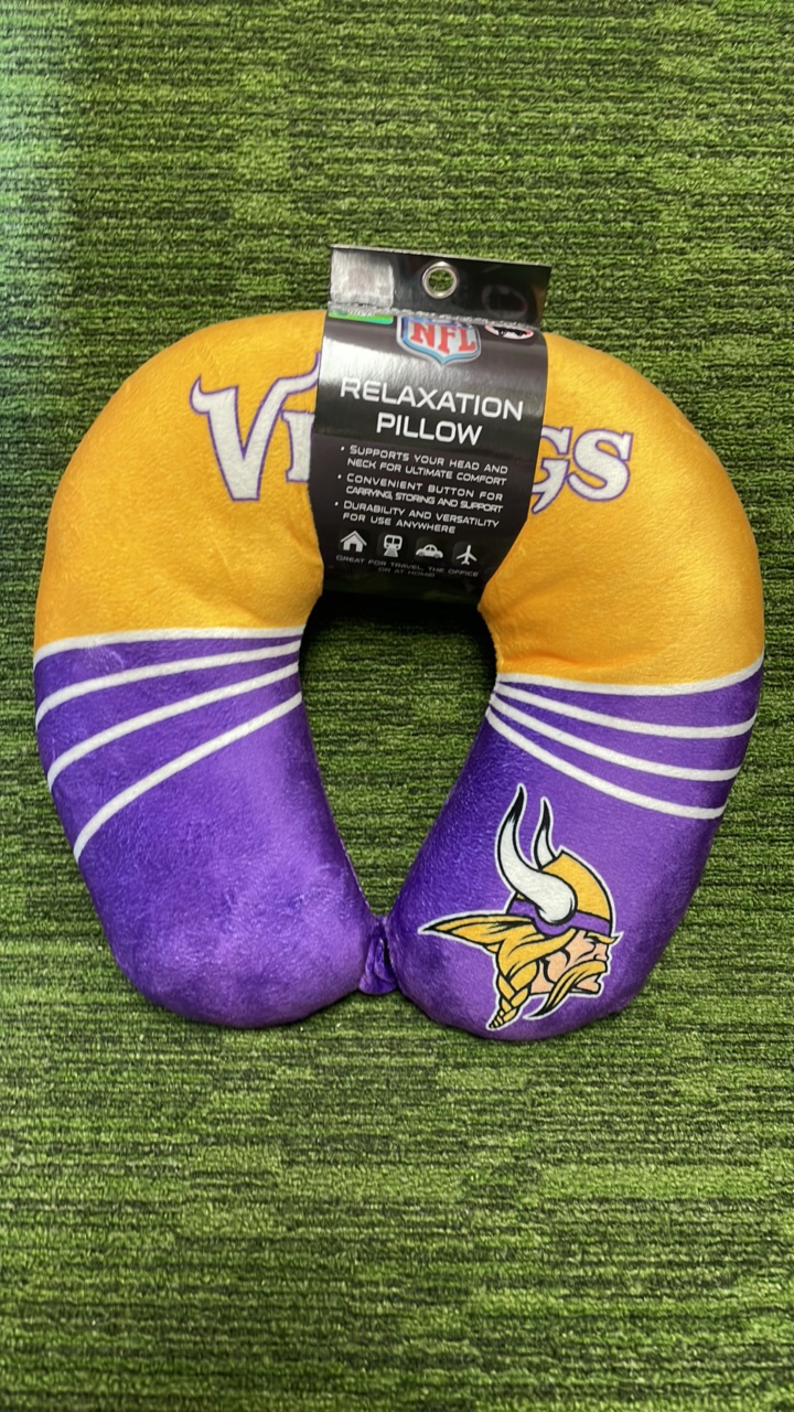 lot 113A image: Minnesota Vikings relaxation neck pillow