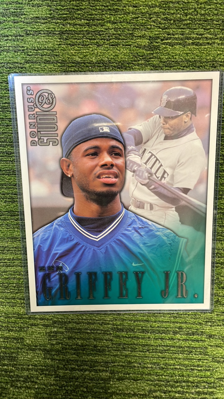 lot 123 image: 1998 Donruss Studio Ken Griffey Junior jumbo card 8X10