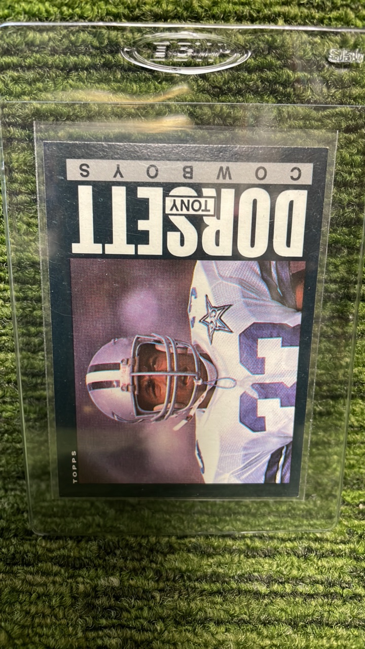lot 126 image: 1985 Topps, Tony Dorsett -Dallas Cowboys