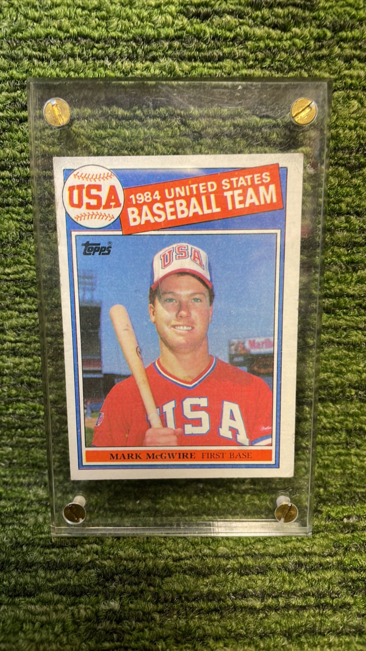 lot 147 image: 1985 Topps, Mark McGuire Rookie Team, USA