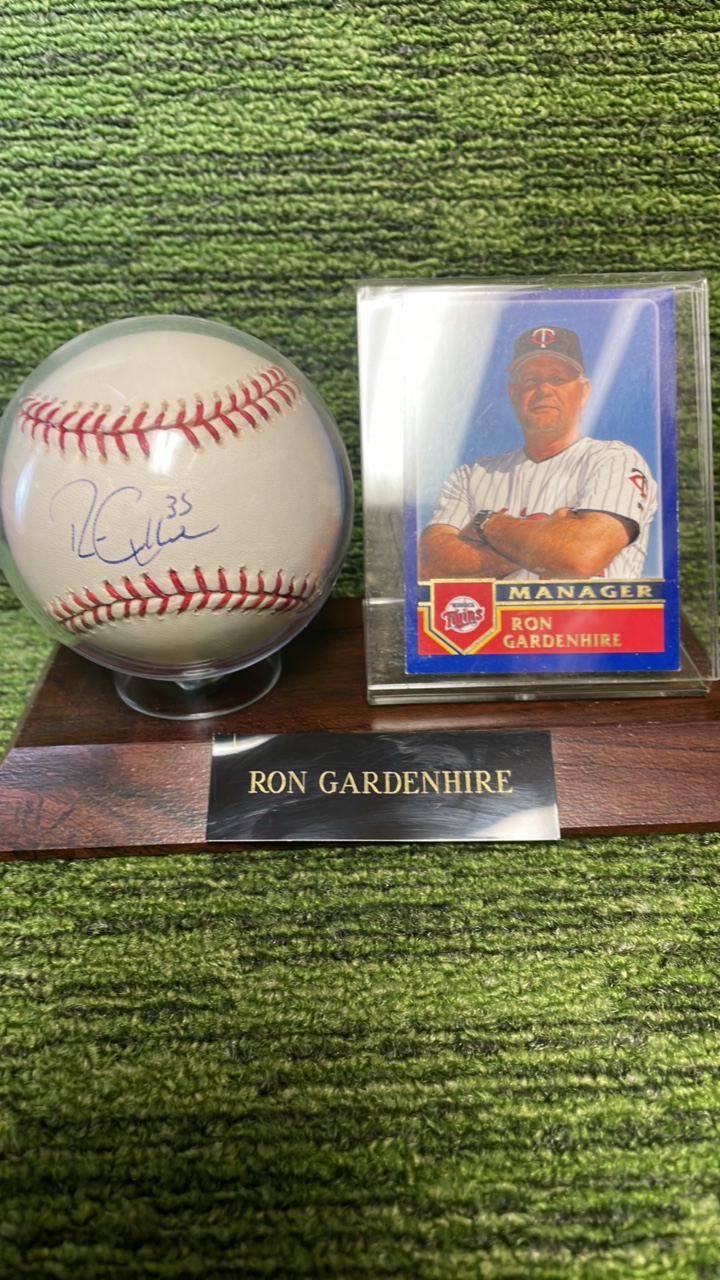lot 148C image: Minnesota Twins manager, Ron Gardenhire autographed baseball with card mount