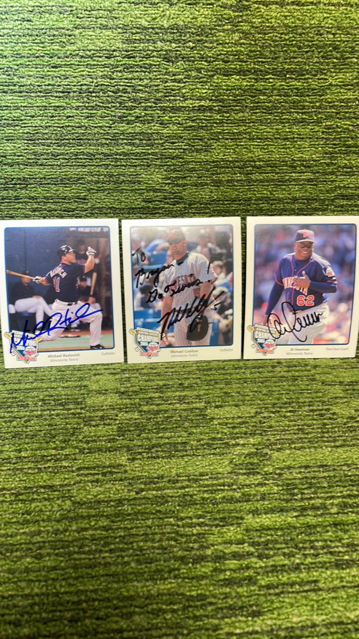 lot 150 image: Minnesota Twins Al Newman, Michael Kadeer, and Michael Restovich autograph pictures 3x5