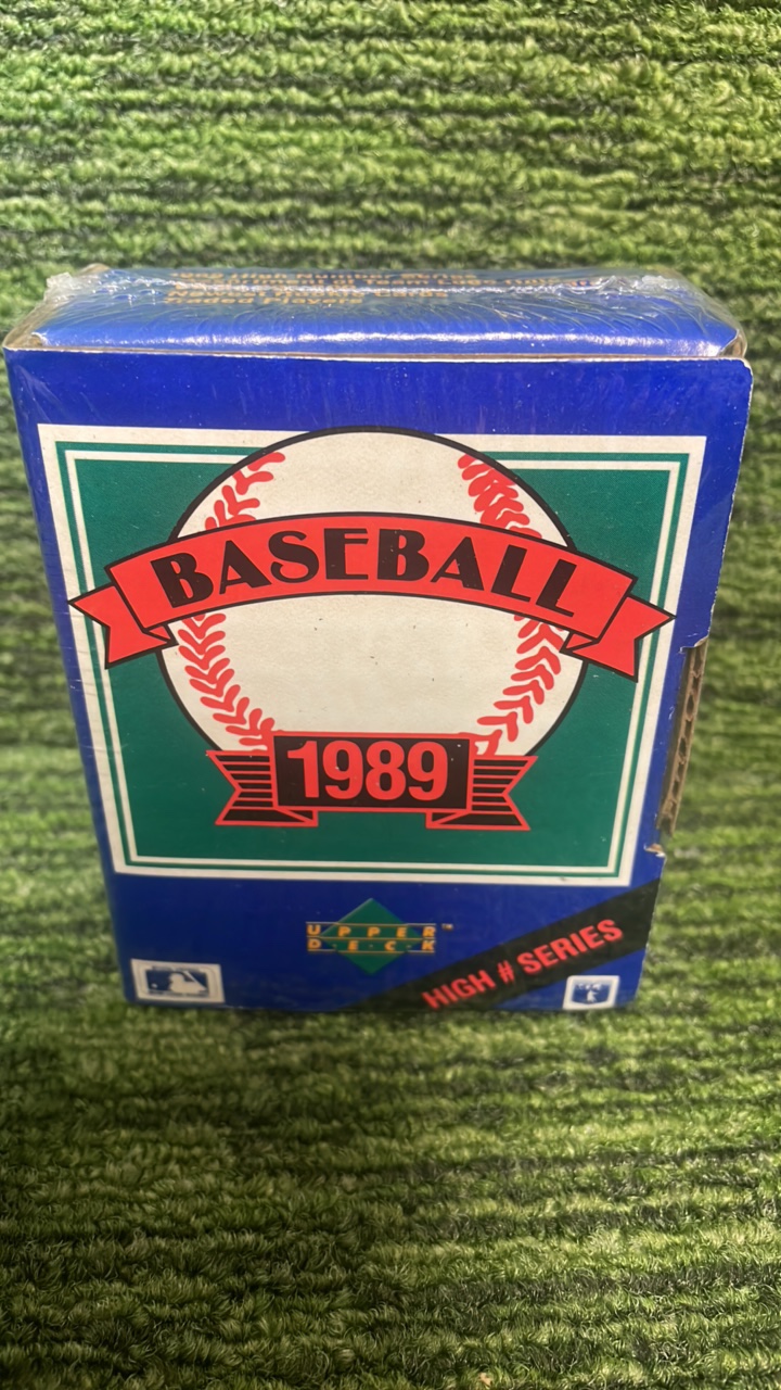 lot 177A image: 1989 Upper Deck High Series baseball set sealed