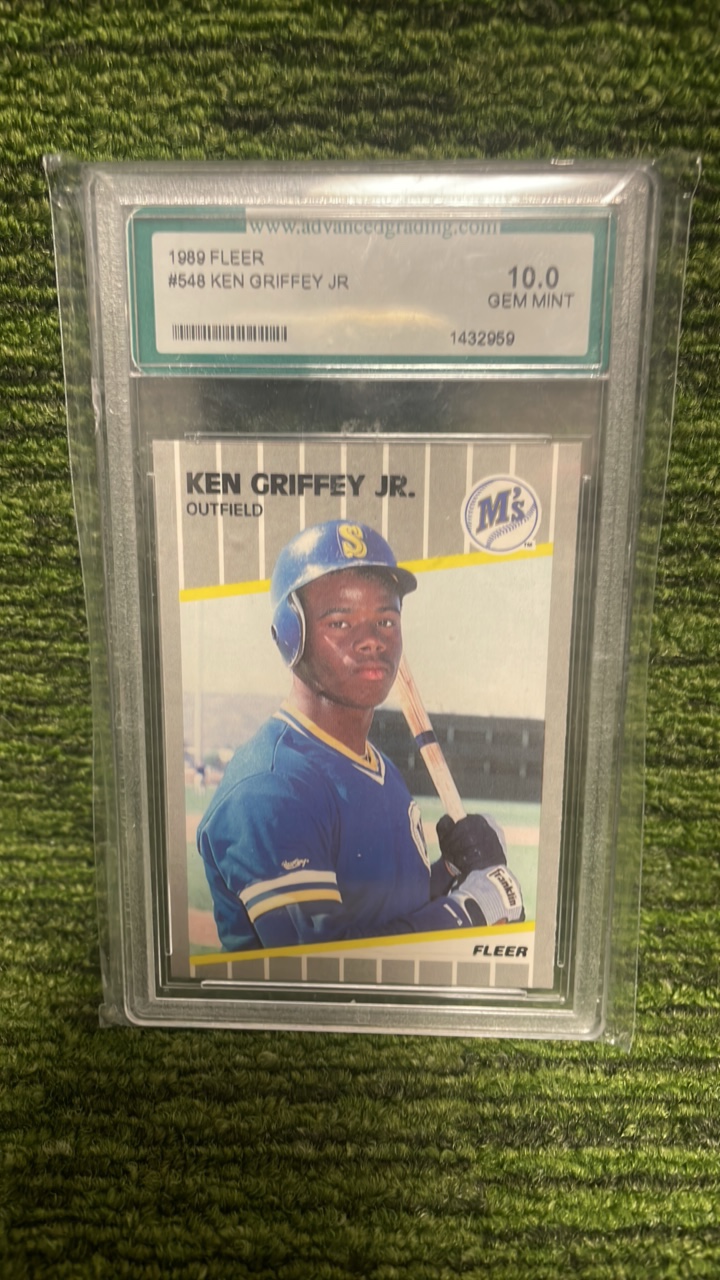 lot 186G image: 1989 Fleer Ken Griffey Junior graded GEM MINT 10