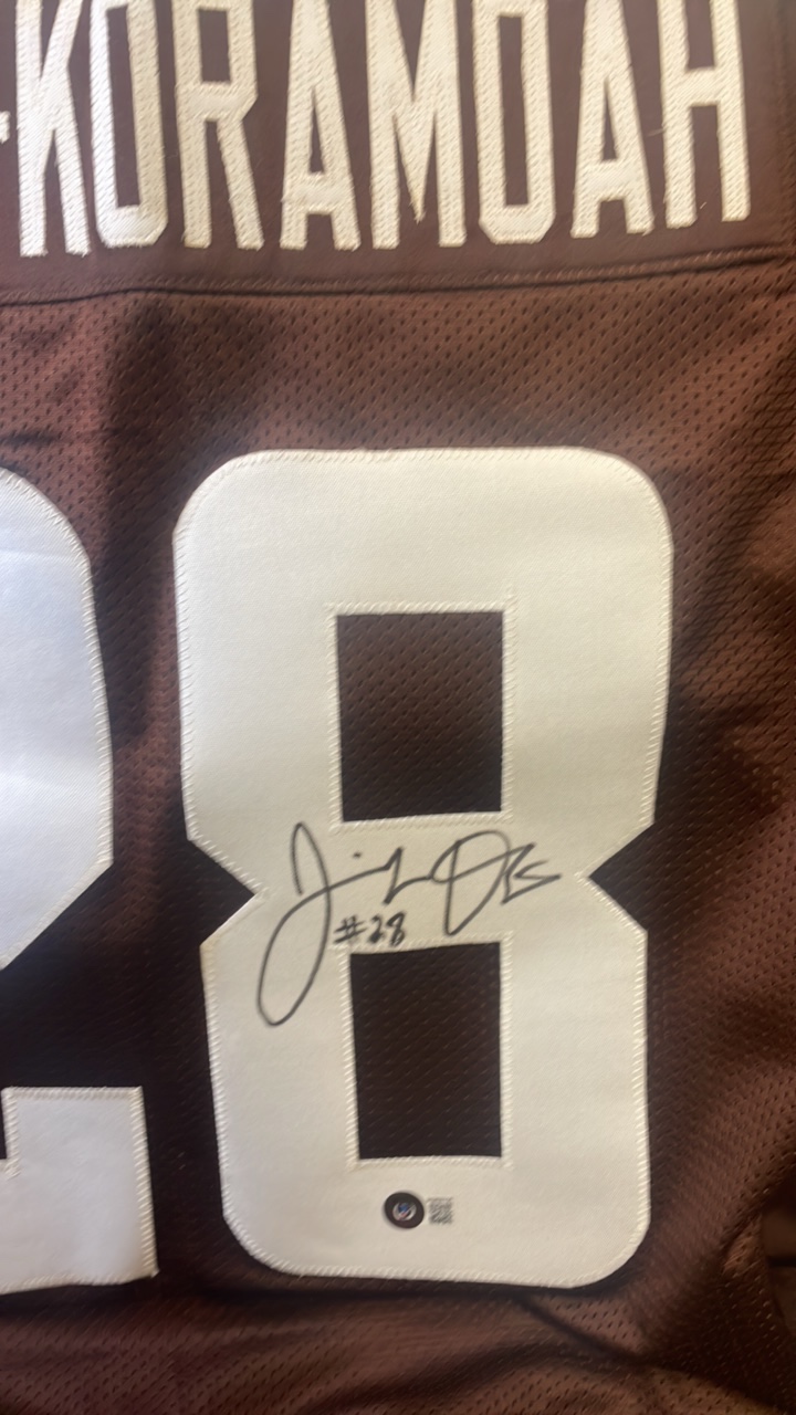 lot 19 image: Cleveland Browns OWUSU KORAMOAH autographed jersey#28