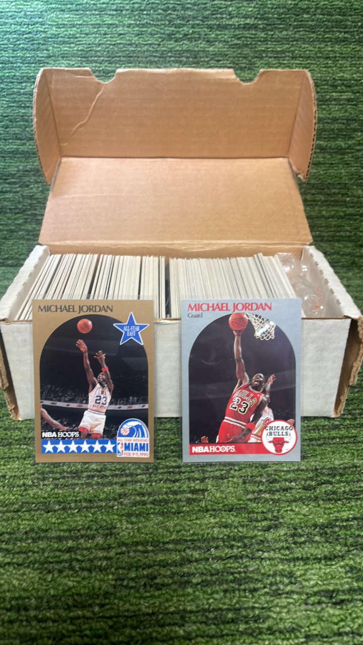lot 190 image: 199091 Hoops series 1and 2(#1-440) Jordan