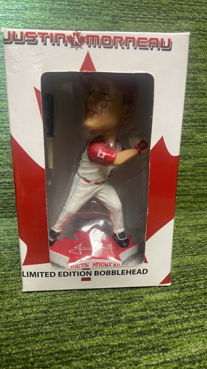 lot 192 image: Limited Edition, Justin MORNEAU Bobble Head- baseball Canada