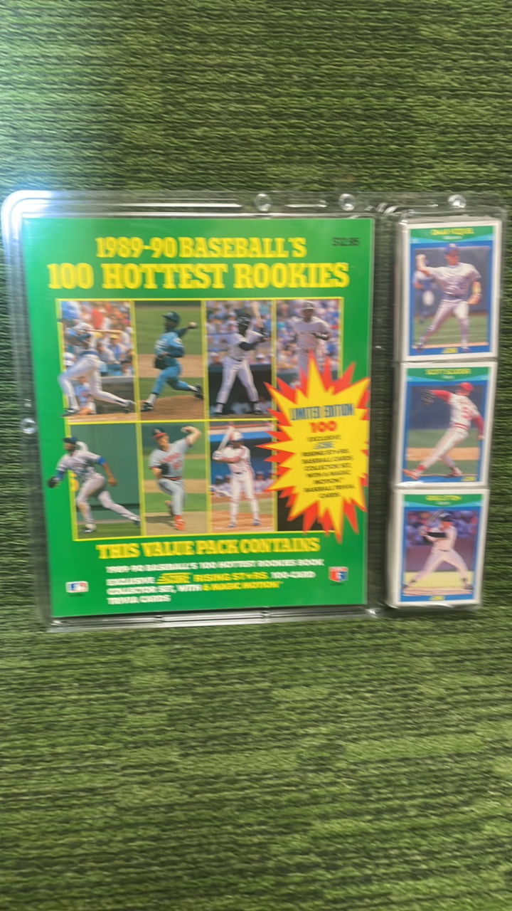 lot 196 image: 198990 Score Hottest Rookies 100 cards