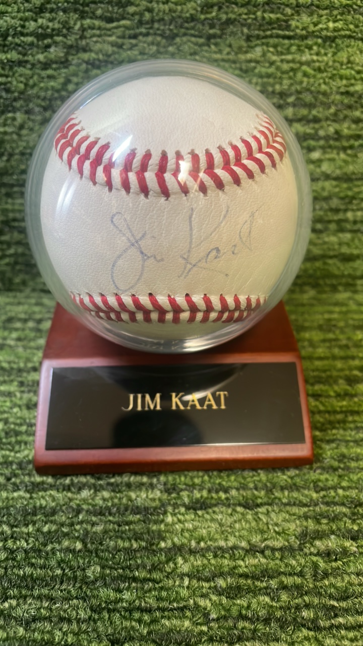 lot 20A image: Minnesota Twins Jim KAAT autographed baseball in holder case