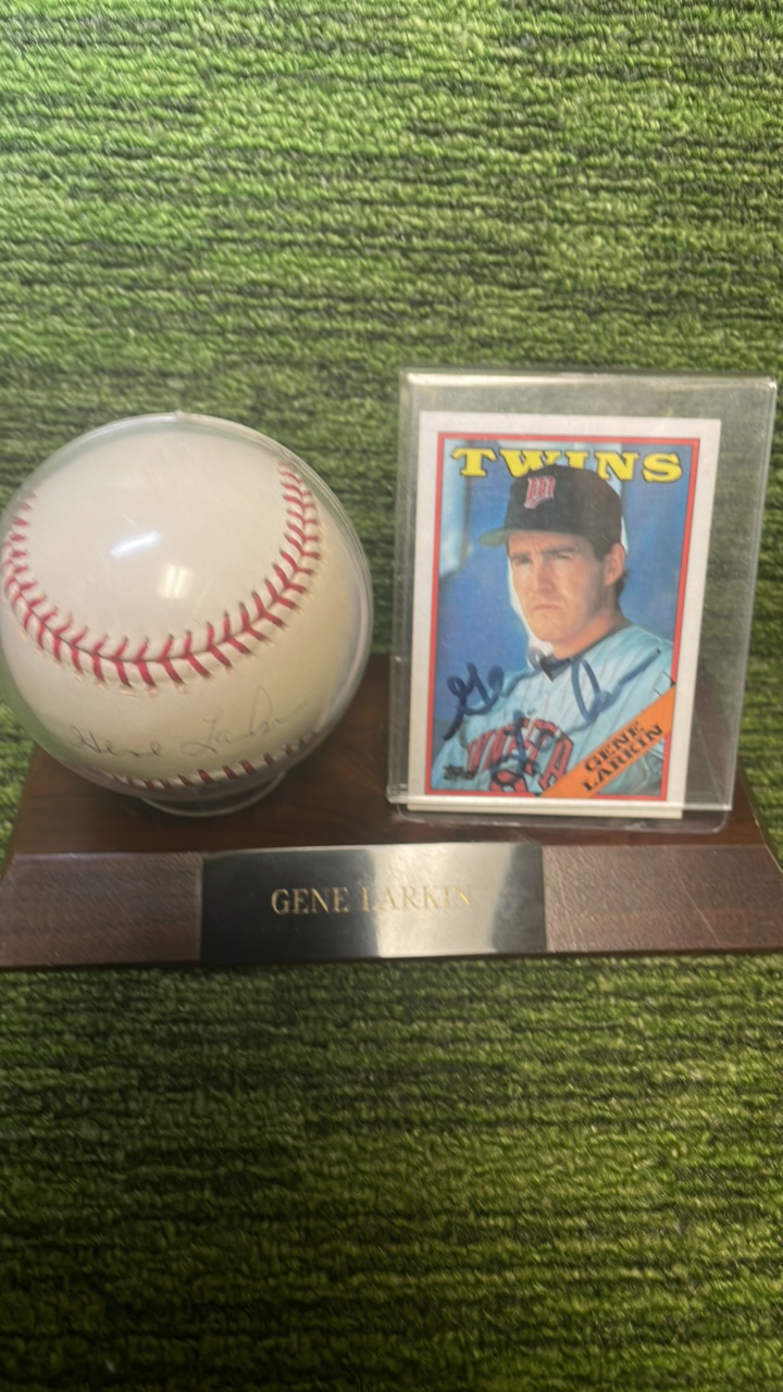 lot 218A image: Minnesota Twins Gene Larkin, autographed baseball and autographed card w stand