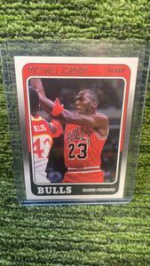 1988 Fleer Michael Jordan Chicago Bulls Nice Sharp Card!!