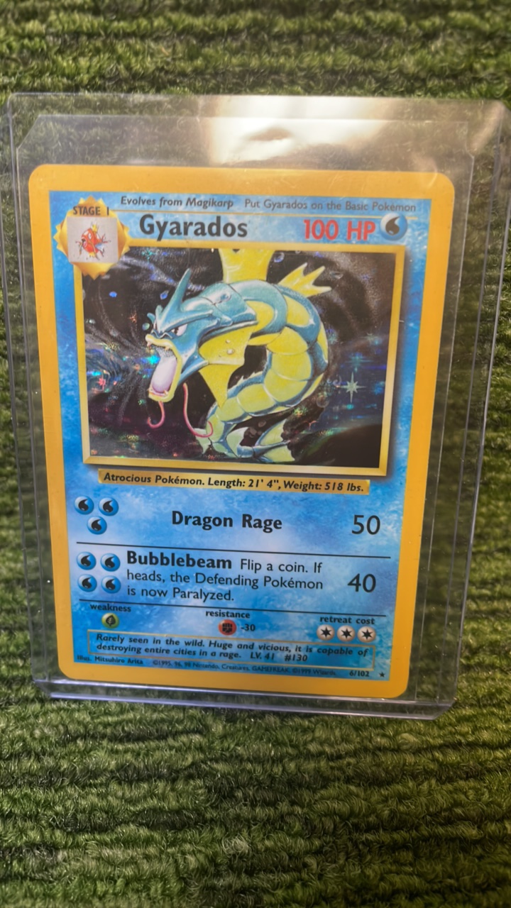 lot 237 image: Pokmon Base Set  GYARADOS  Holo