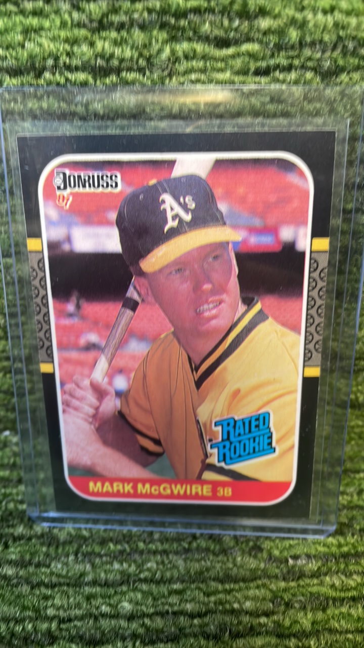 lot 245 image: 1987 Donruss Mark McGuire rated rookie Oakland Athletics