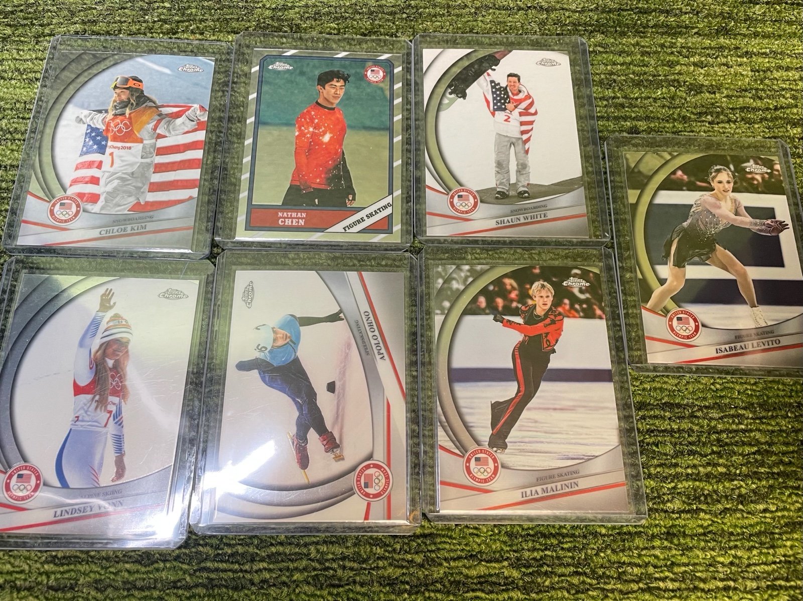 lot 44F image: 2026 Topps Chrome Winter Olympics, Mixed lot of 7 cards-team, USA