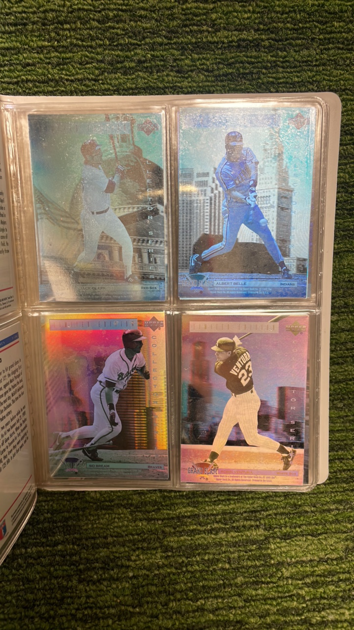 lot 51 image: 1992 Dennys Limited Edition hologram collection 26 cards complete set