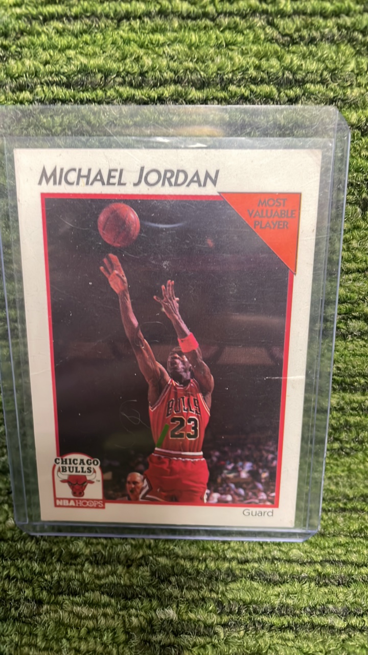 lot 73 image: 1991 NBA Hoops Michael Jordan MVP, Chicago Bulls