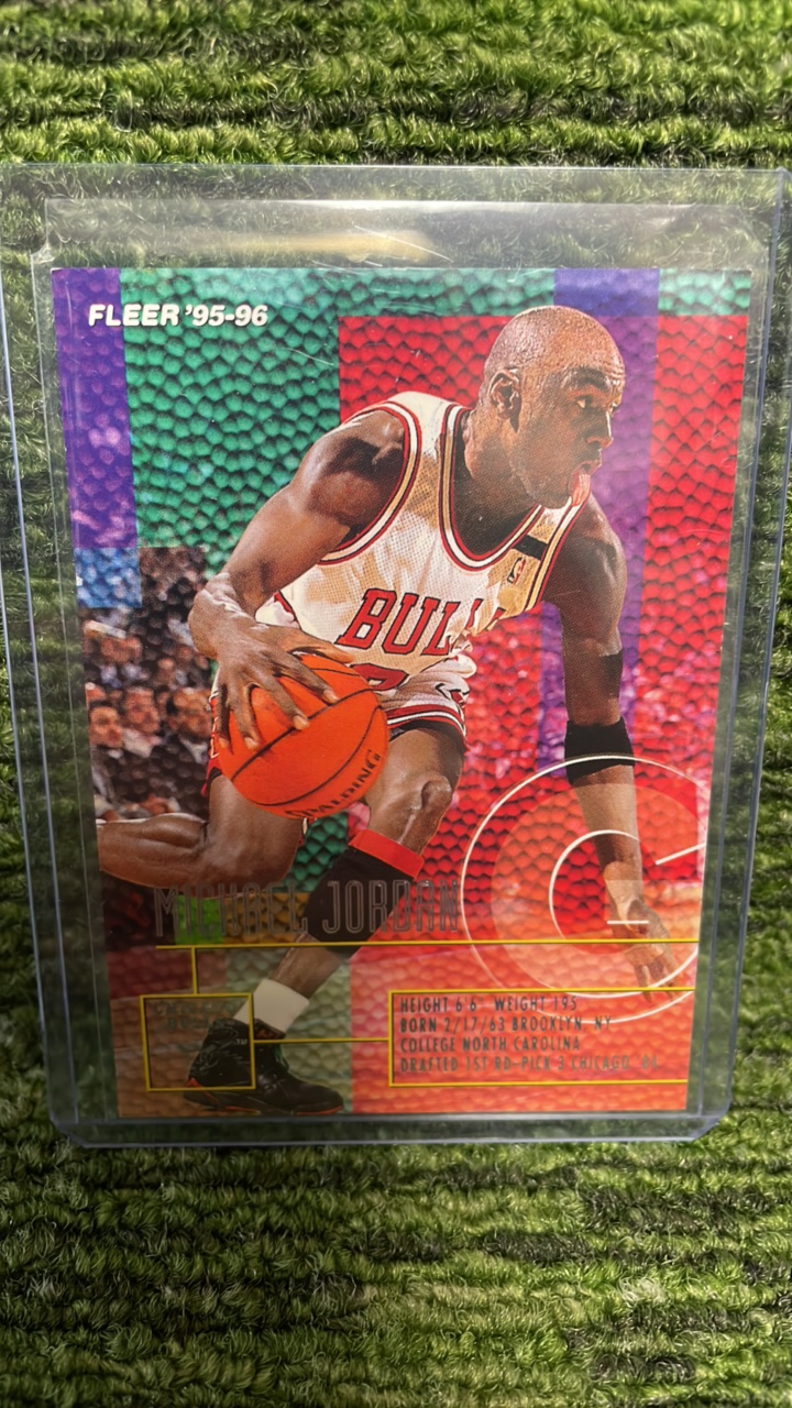 lot 74 image: 1995 -96 Fleer NBA, Michael Jordan, Chicago, Chicago Bulls
