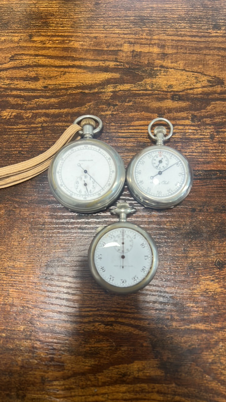 lot 101 image: vintage jockey club stopwatches some work some do not
