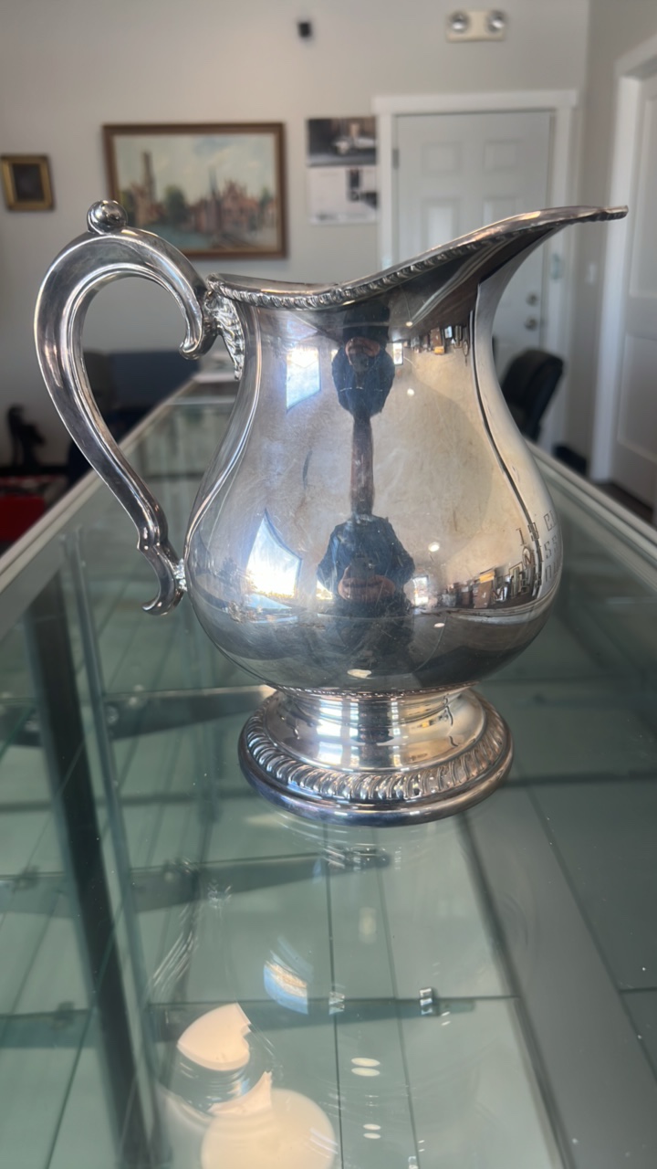 lot 72-1 image: 1955 horse trophy