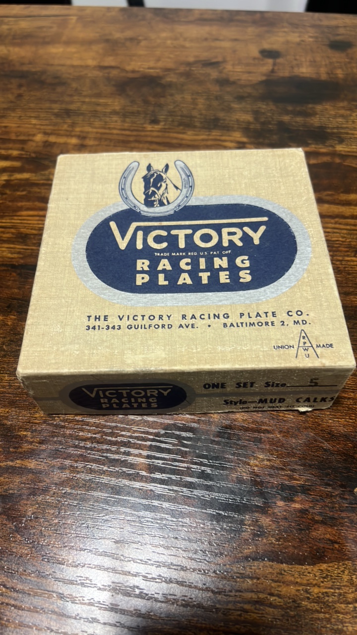 lot 112 image: 1940s-1950s victory racing plates in box horse racing shoes