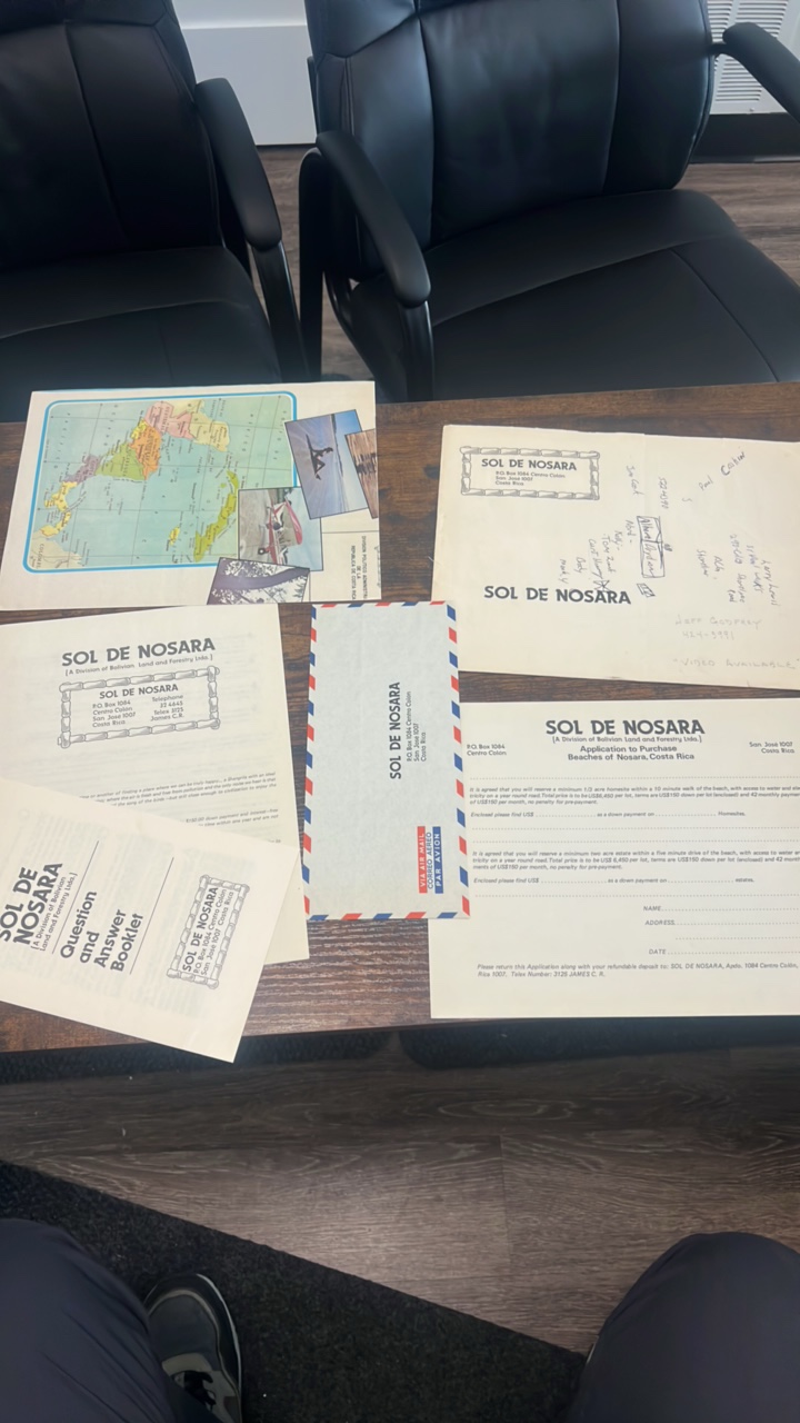 lot 159 image: vintage Costa Rican horse racing memorabilia lot