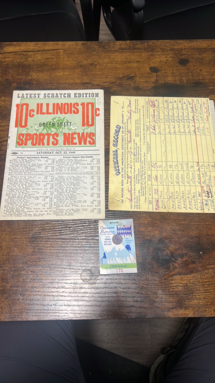 lot 173 image: 1949-1966 horse racing collectibles