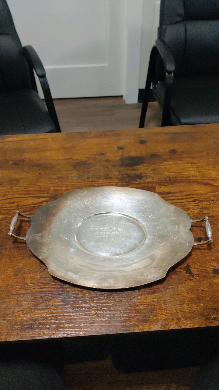 lot 67 image: 1938 silver plated hinsdale horse show platter award