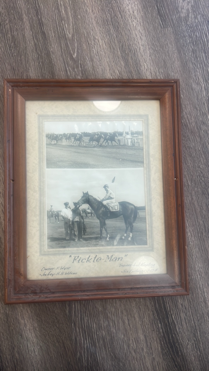 lot 89 image: 1949 fickle man horse racing photograph