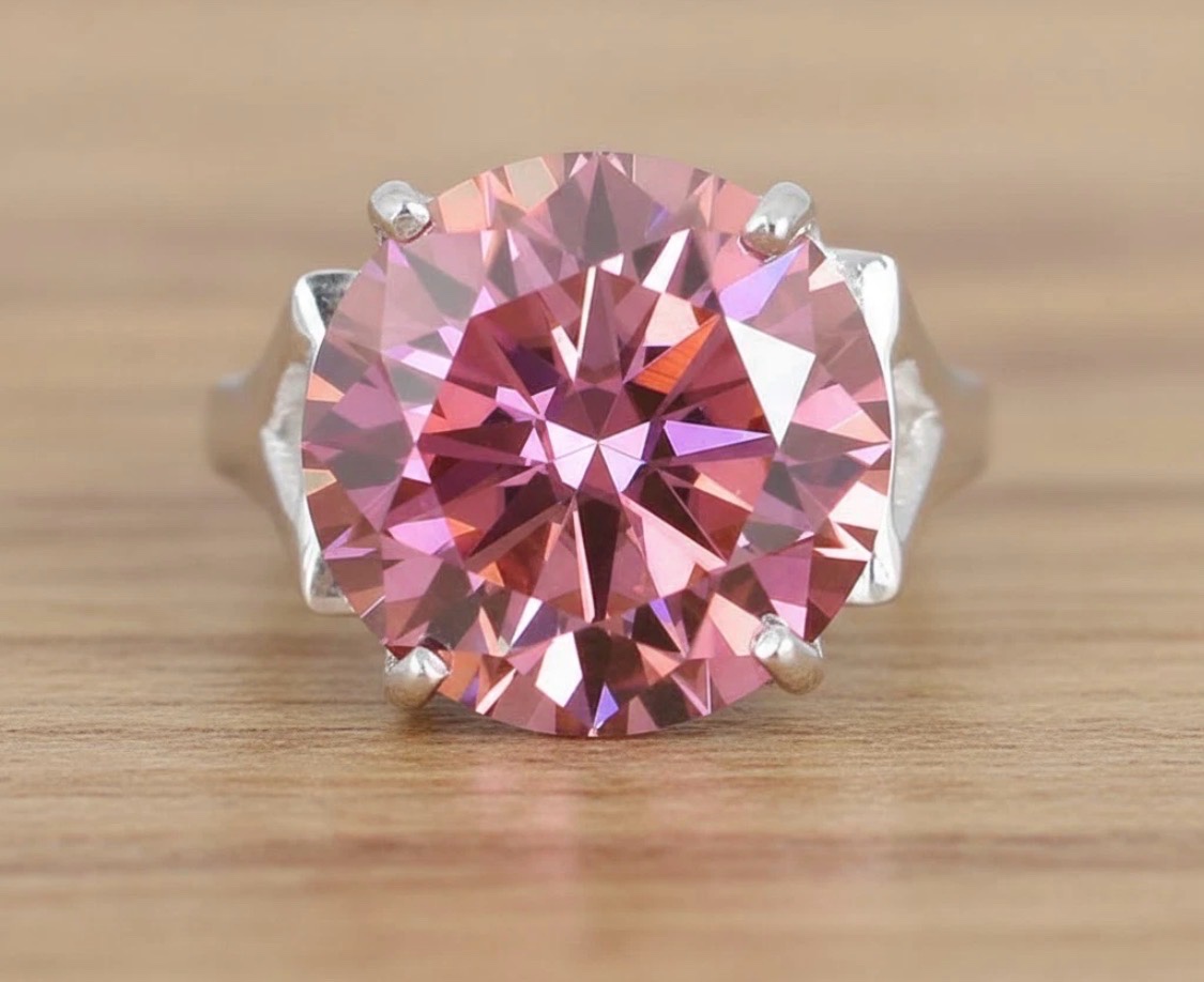 lot 8 image: Rare 12.05 Ct Certified Pink Diamond Ring