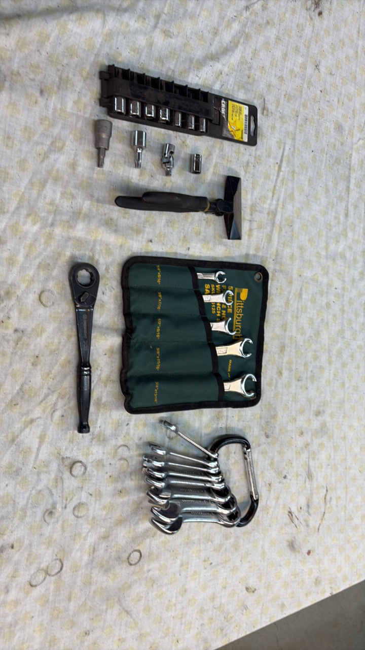 lot 102 image: SOCKET and wrench sets