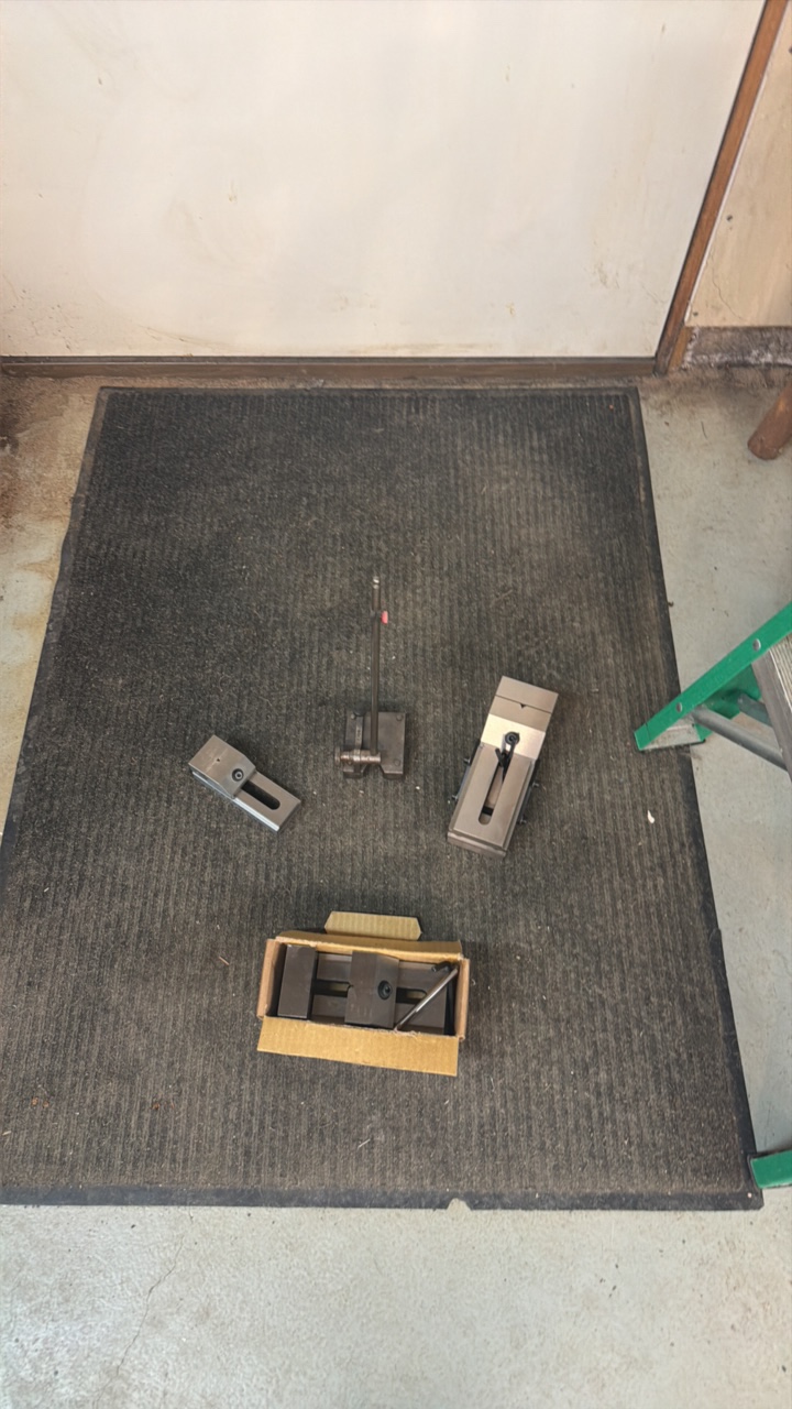 lot 103E image: WORK-holding tools for milling machines