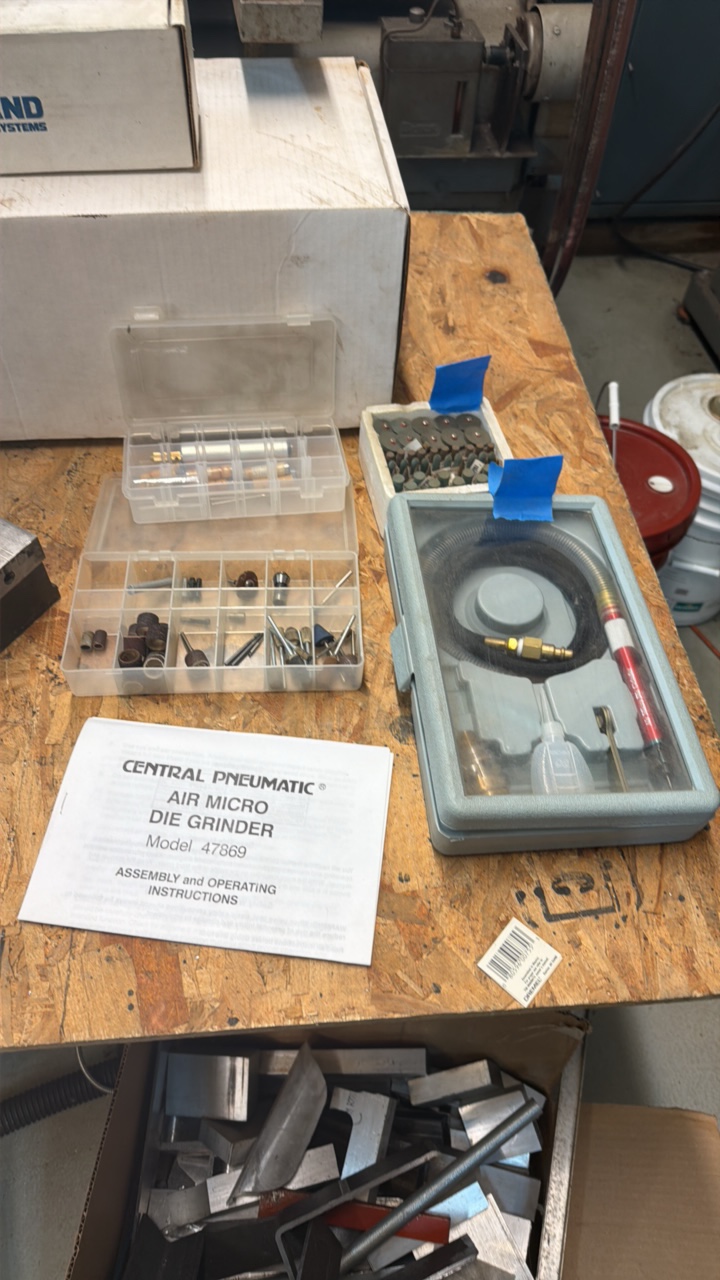lot 162 image: CENTRAL Pneumatic air micro die Grinder 47869 Shanks box of abrasive tools