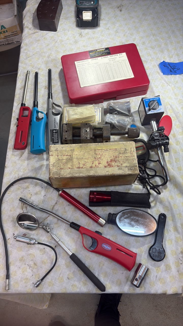 lot 169 image: O-Ring assortment kit in red case and more