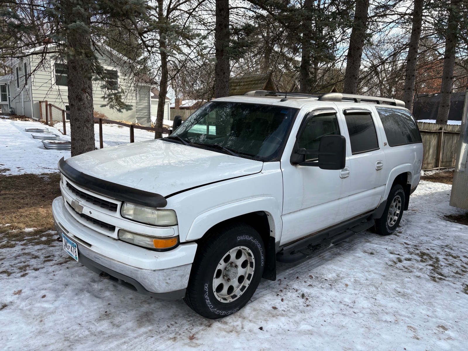 lot 17A image: 2003 Suburban Z71