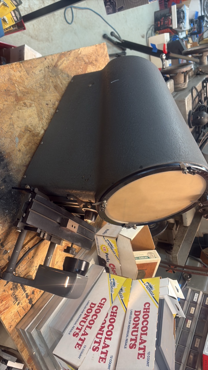 lot 199 image: MICRO-Vu model 400 optical comparator