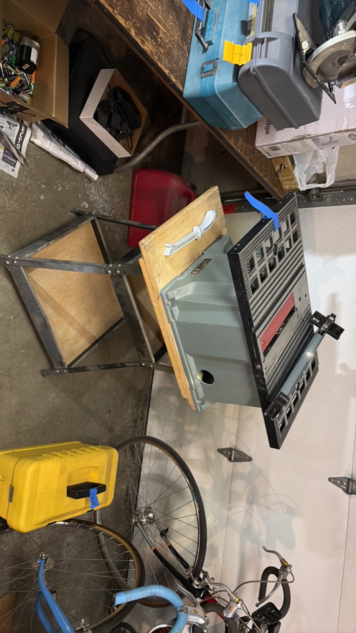 lot 220 image: DELTA 10 bench saw NEA sheet cork and gasket material.