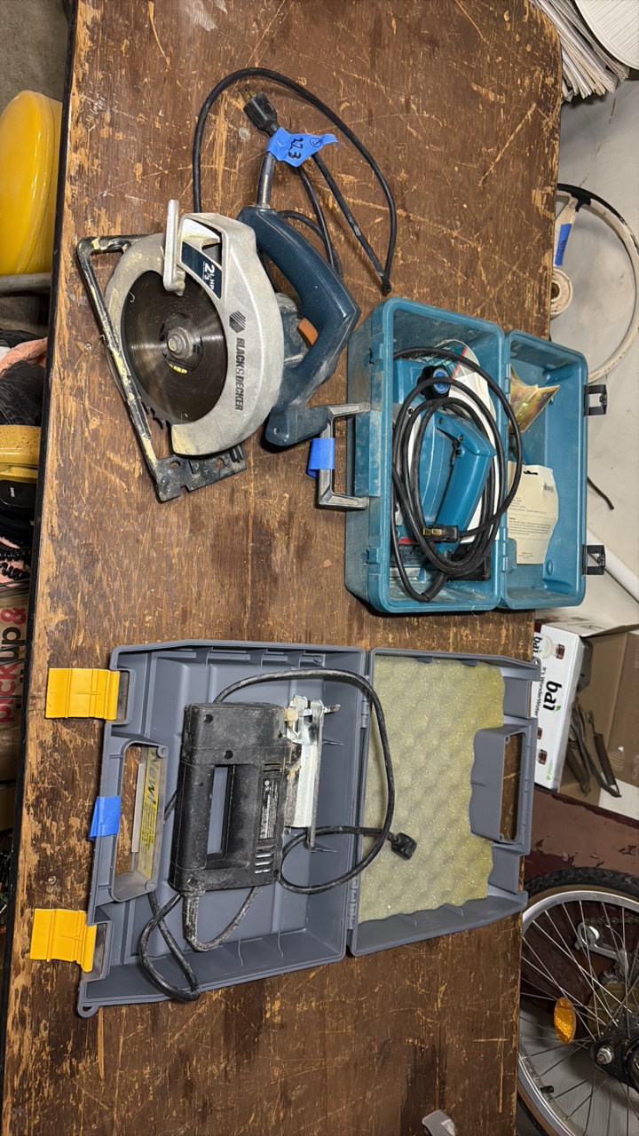 lot 223 image: BLACK & Decker circular saw and jigsaw Makita planer