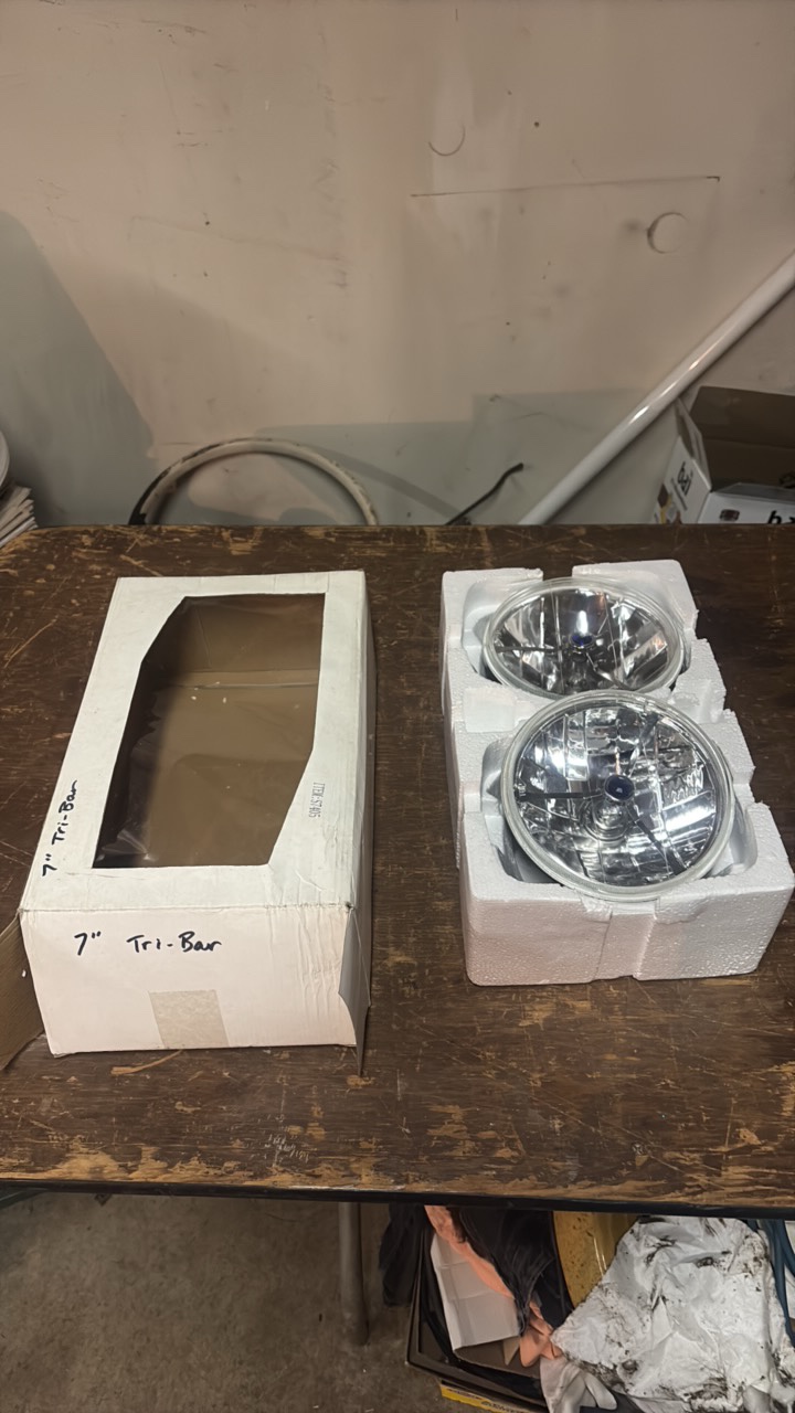 lot 241 image: TRI-BAR 7 round racing headlights