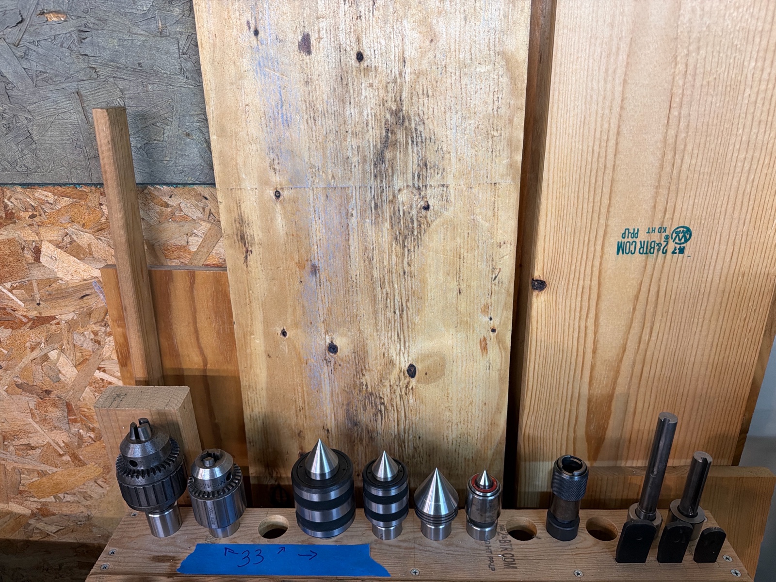 lot 33 image: Jacob chucks, Lathe Centers, boring bars