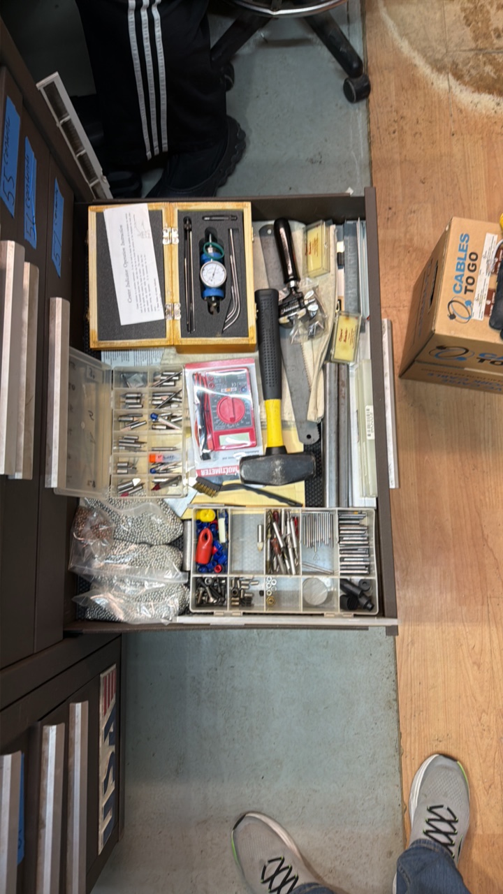 lot 58 image: MIX of precision measuring instruments, small hand tools