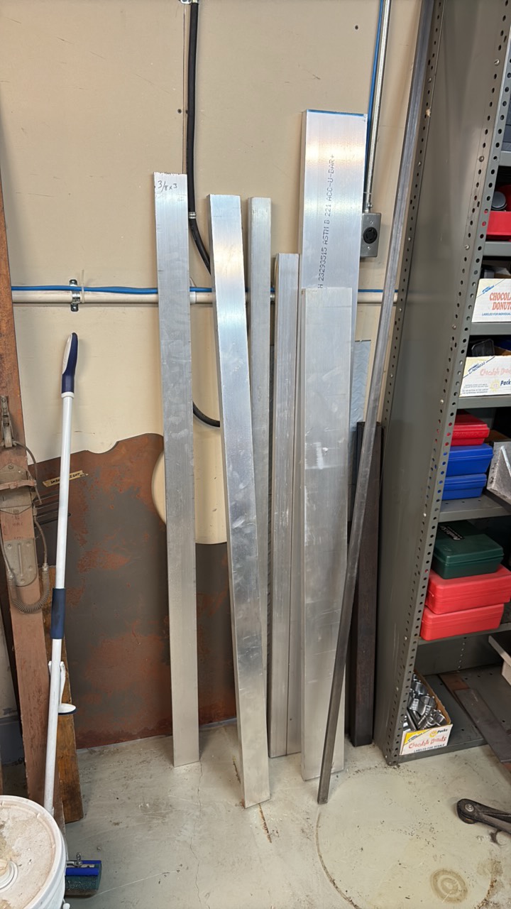 lot 82 image: FLAT bar - aluminum