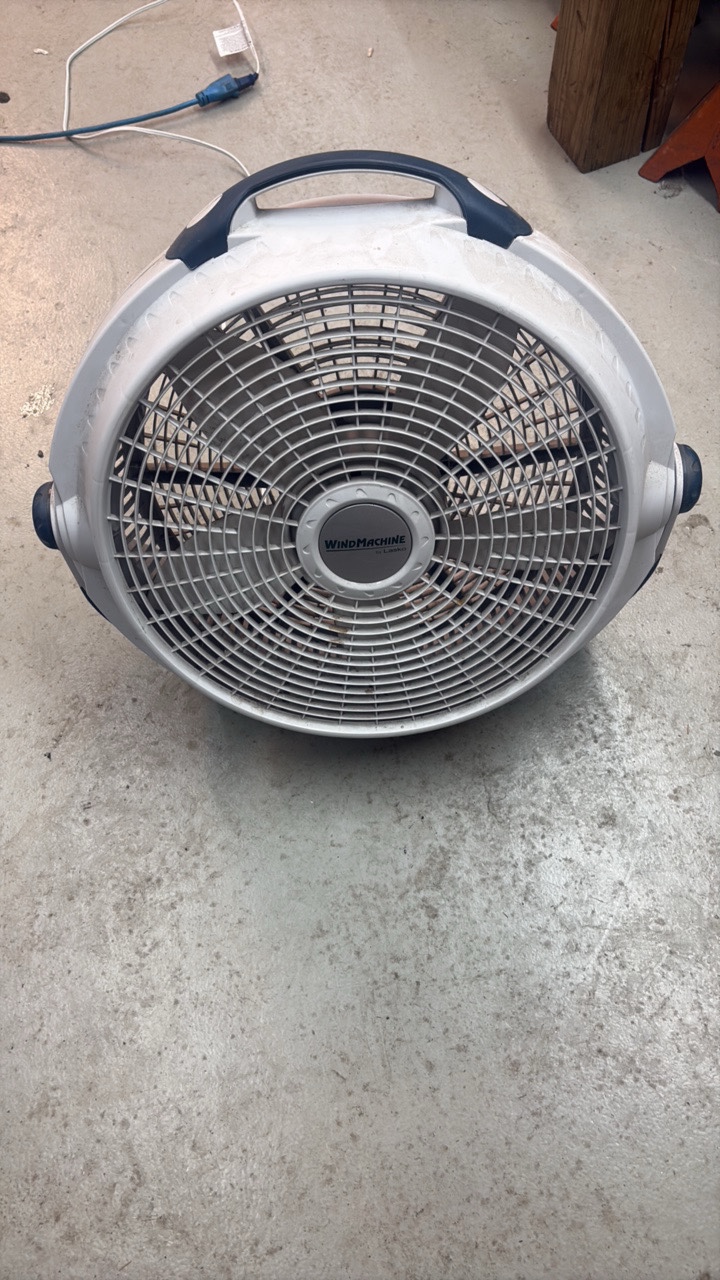 lot 88 image: LASKO Wind Machine fan