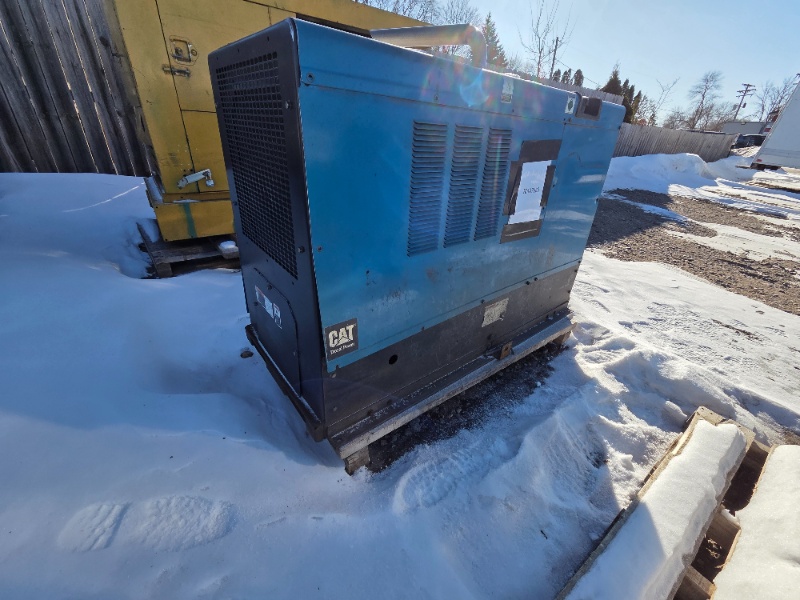 lot 2 image: Miller Big 40 Diesel DC Welding Generator with CAT C2.2 Engine