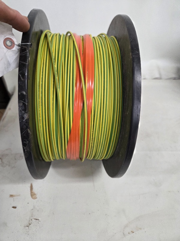 lot 38 image: HuberSuhner Radox 3 GKW 600V 1G4 GNYE Wire Spool