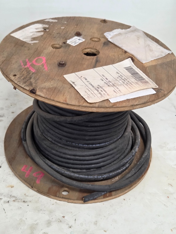 lot 49 image: Spool of Carol Super Vu-Tron 6C 16 AWG 600V Wire