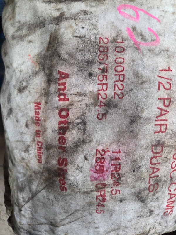 lot 62 image: Glacier Chains 12 Pair Twist Link V Cam for Dual Tires, H4249SC