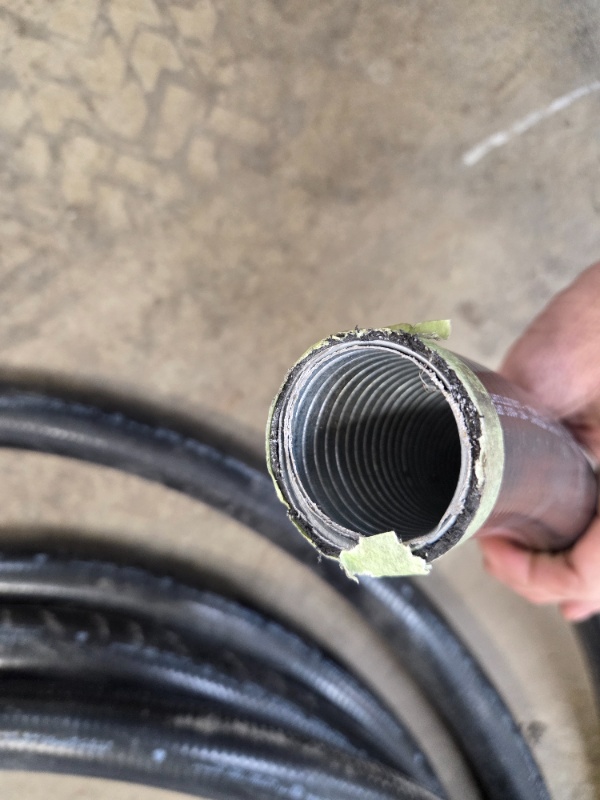 lot 63 image: Anaconda Sealtite 1-12 Inch Flexible Liquidtight Conduit Cable Lot