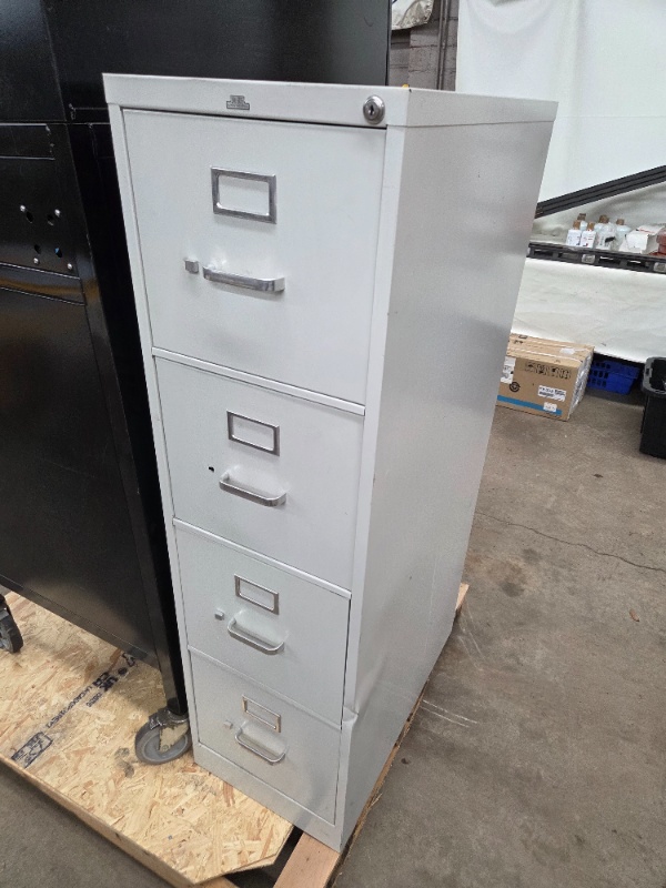 lot 97 image: HON 2000 Series 4-Drawer Metal Filing Cabinet