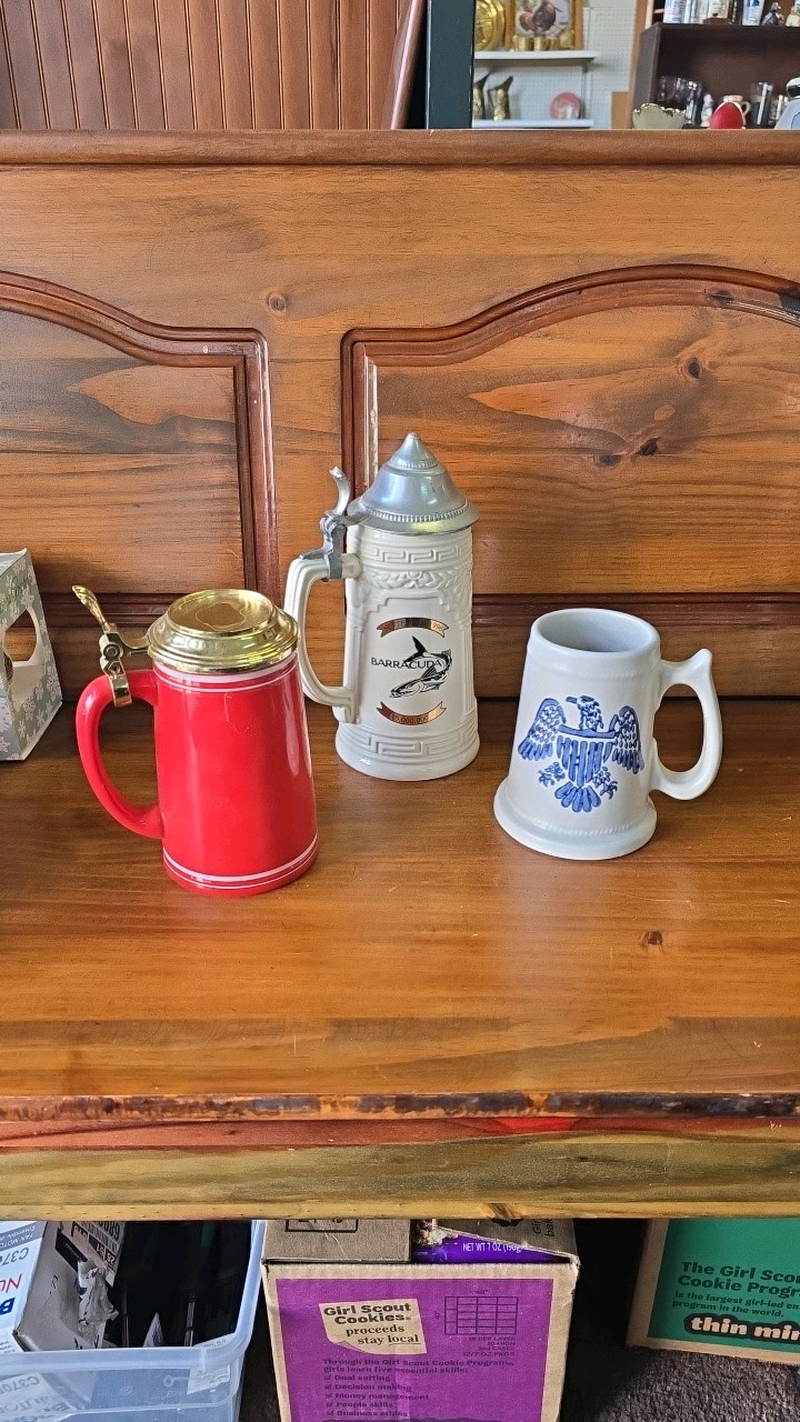 lot 111 image: 2 Steins Barracuda and Military Eagle and Red